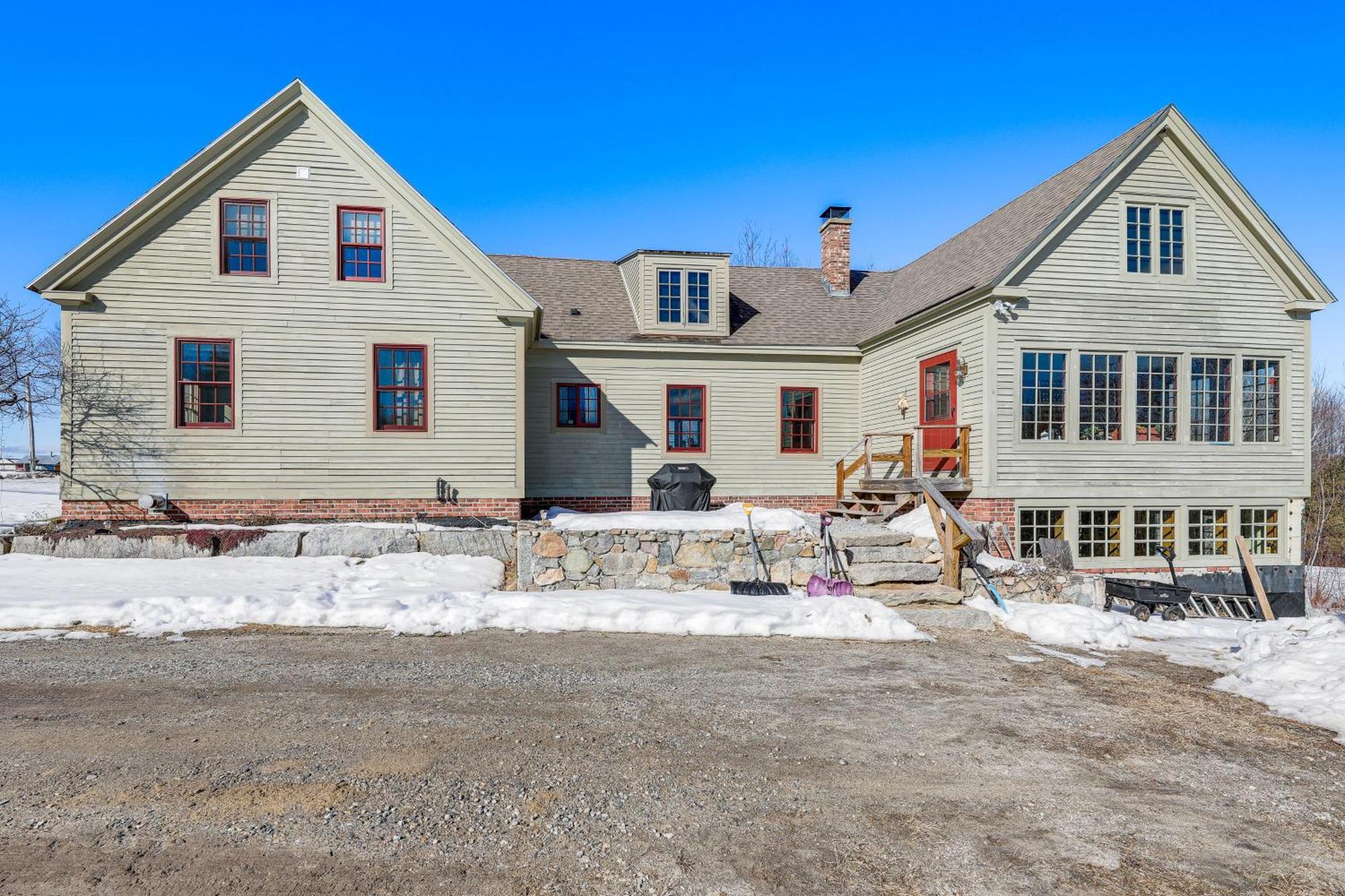 Charming Lovell Farmhouse - 17 Acres With Mtn Views! Exterior photo